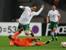 包含北马其顿队历经坎坷，将在一个国际足球重要赛事上亮相的词条